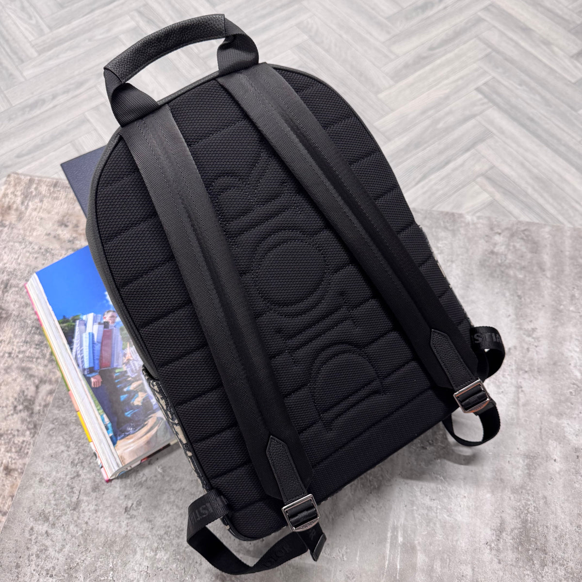 (PRE ORDER) CD SADDLE BACKPACK - CREAM