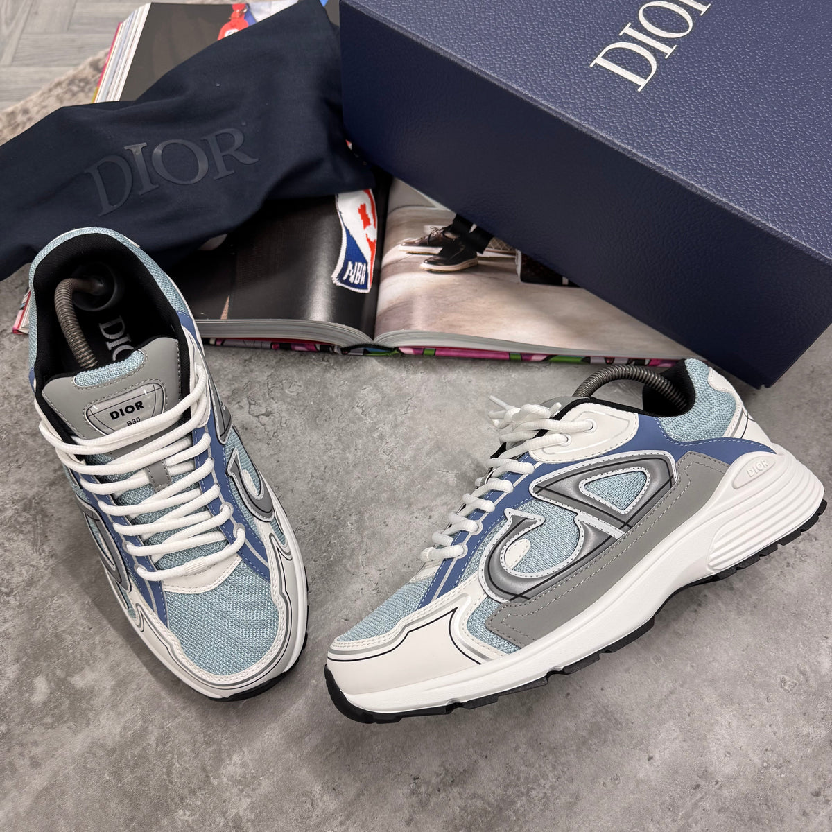 B30 TRAINER - WHITE / BABY BLUE