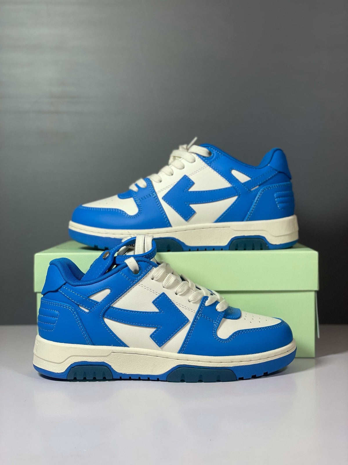 (PRE-ORDER) OW - TRAINER - BLUE