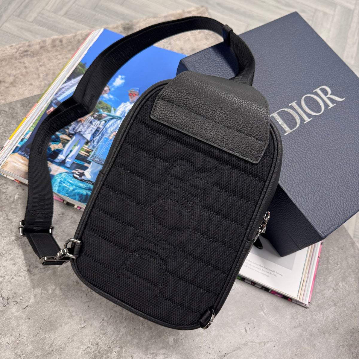 (PRE ORDER) CD CROSSBODY SLING - BLACK