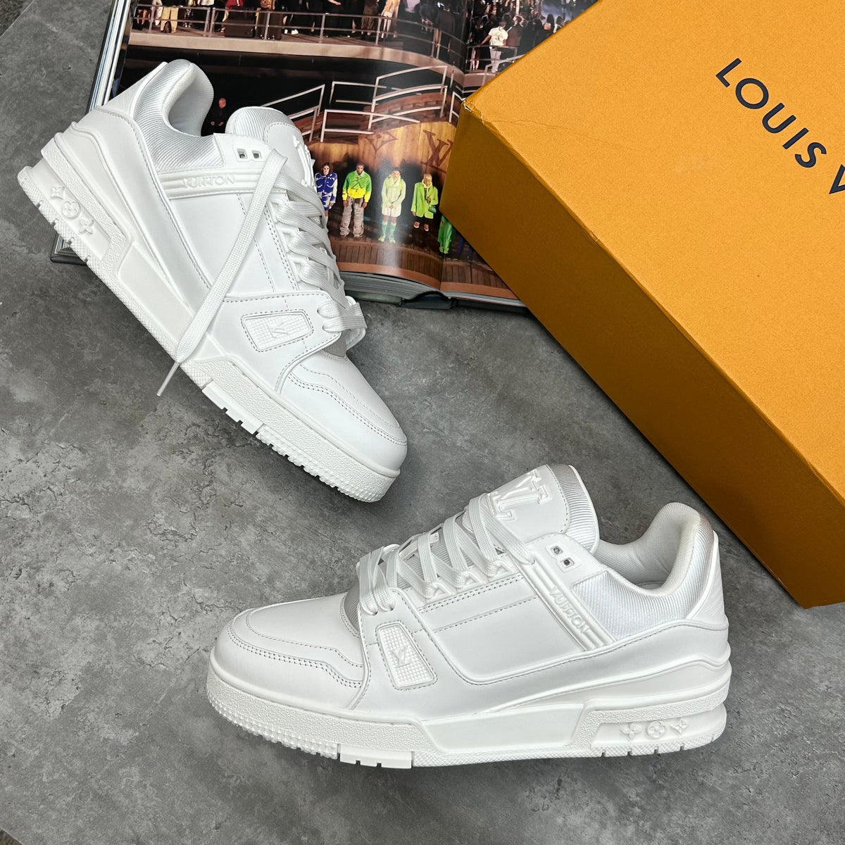 (PRE-ORDER) LVE - TRAINERS - WHITE
