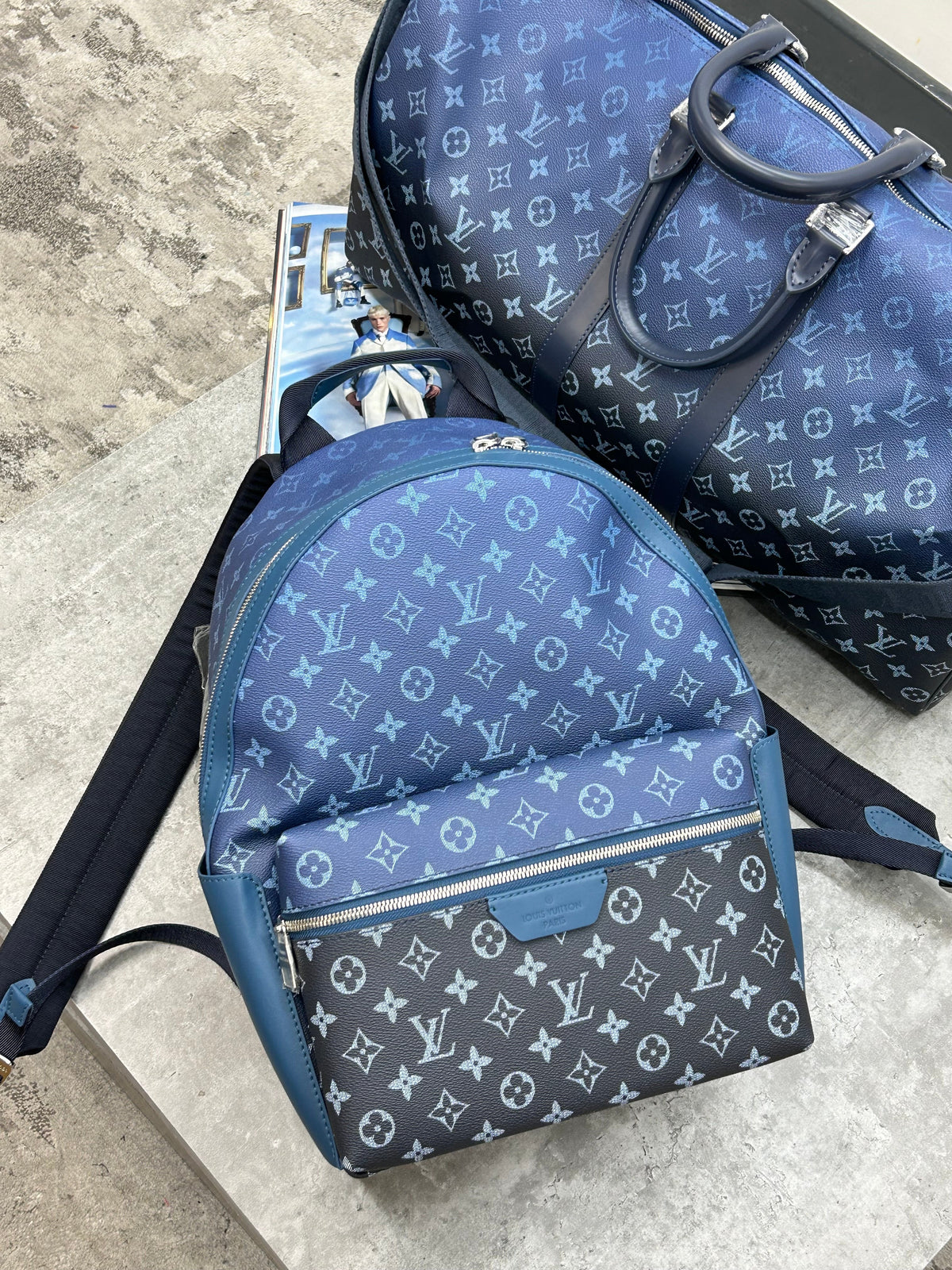 (PRE ORDER) - LVE - BACKPACK - BAG - BLACK/BLUE