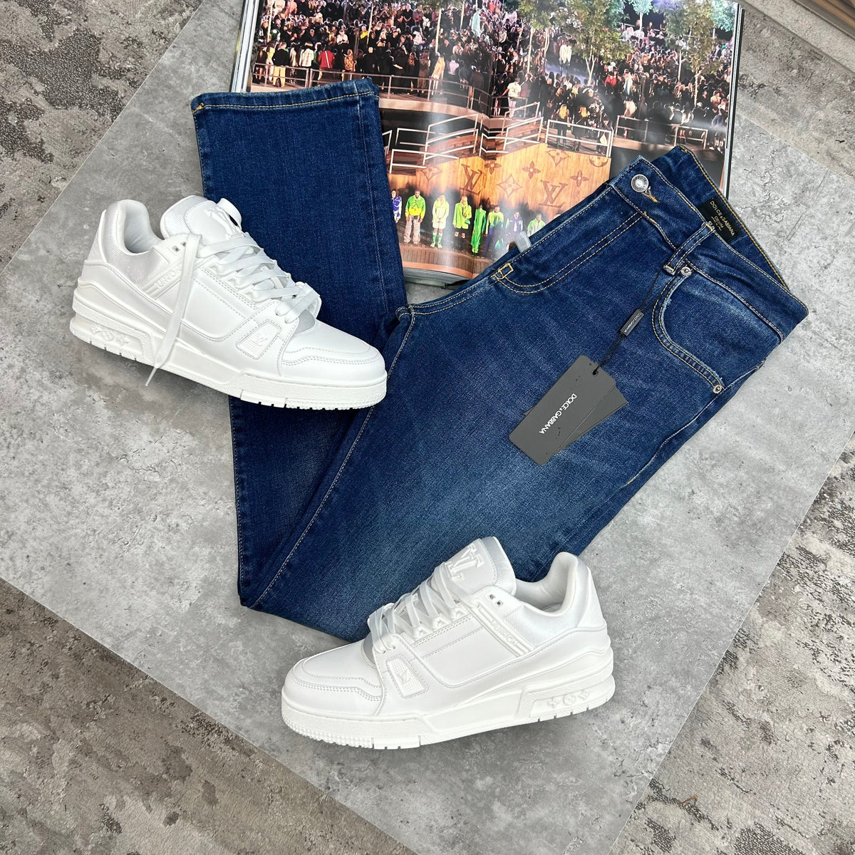 (PRE-ORDER) LVE - TRAINERS - WHITE