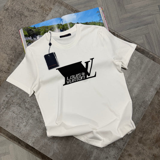 LVE SIGNATURE T SHIRT -  OFF WHITE