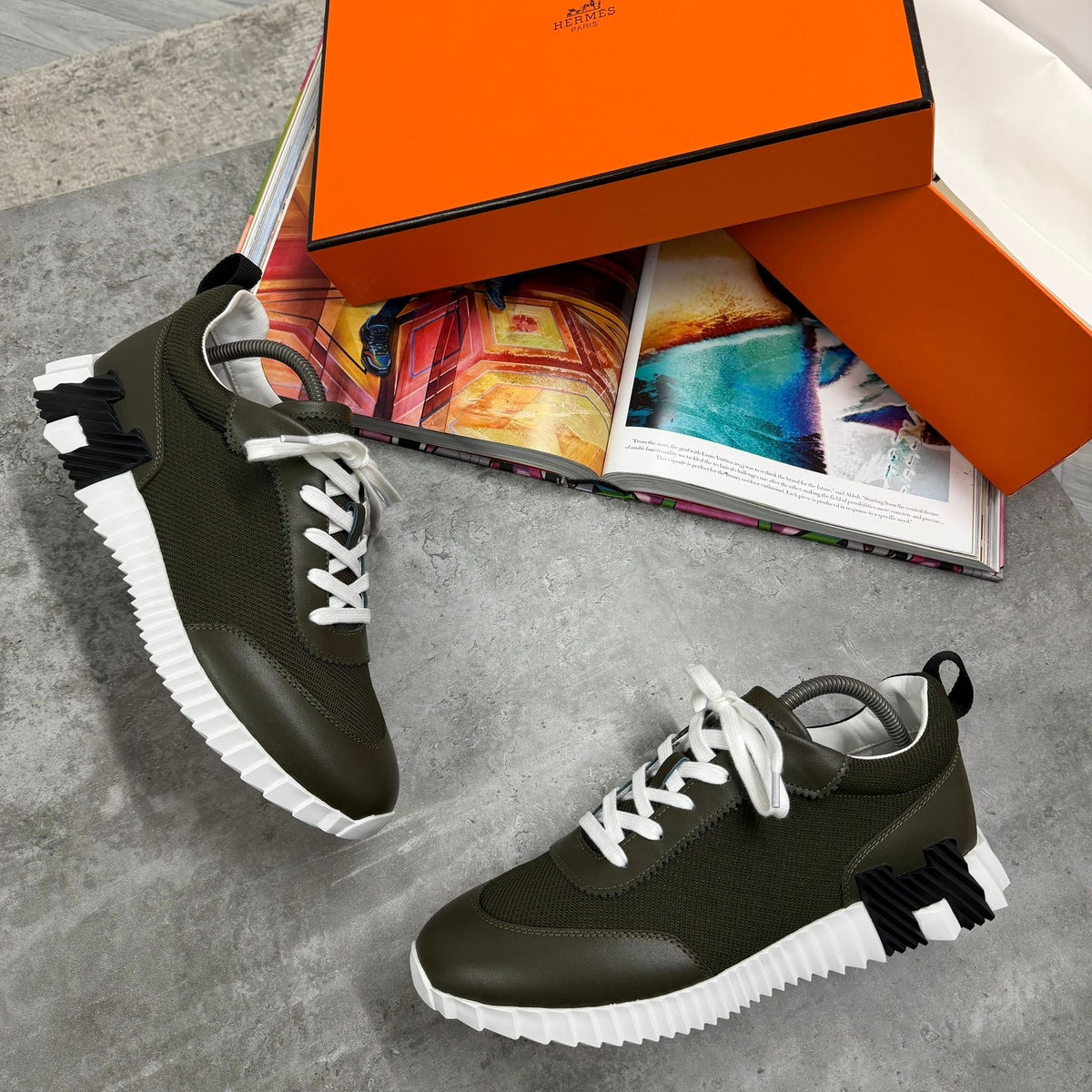 H TRAINER - KHAKI