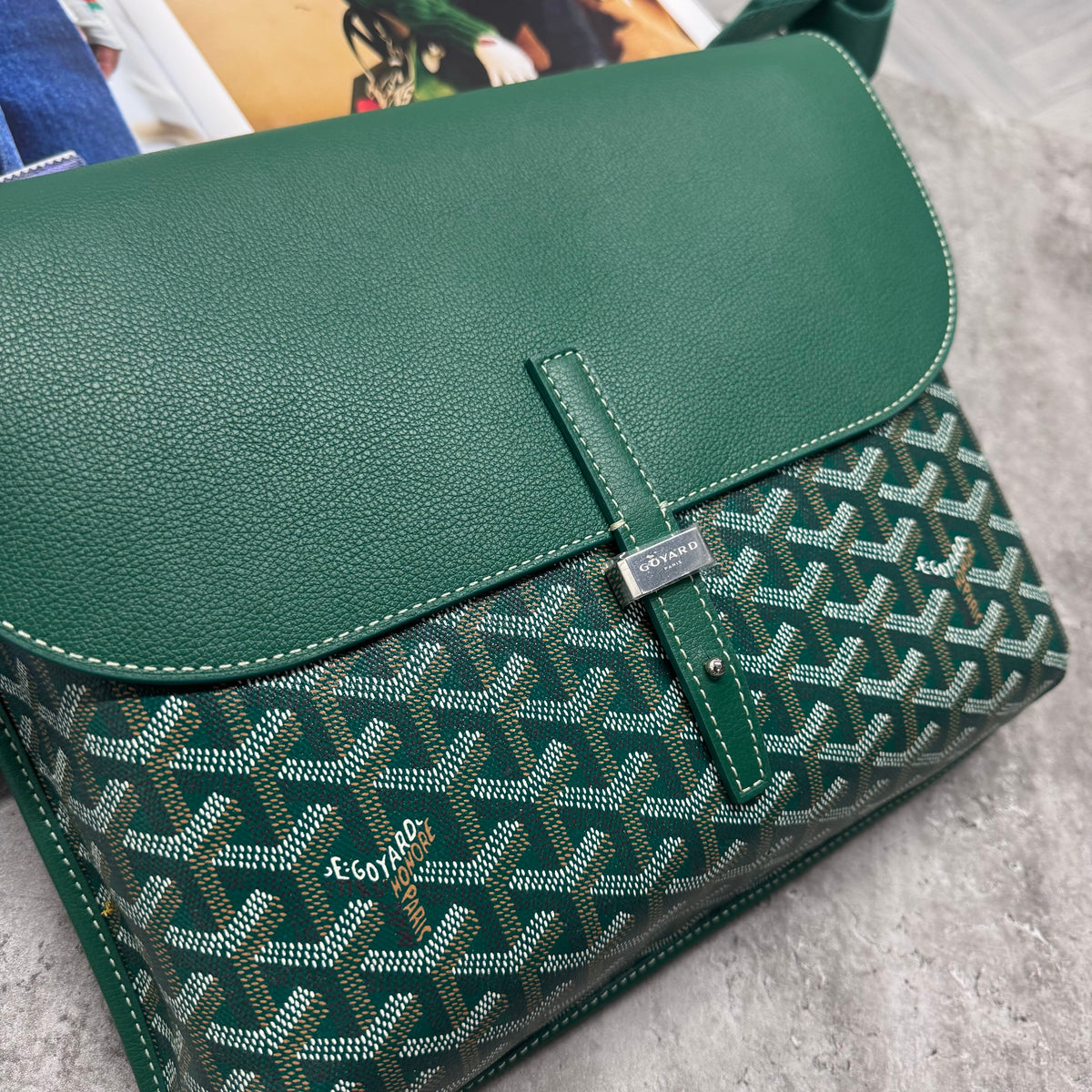 (PRE ORDER) GYRD MAN BAG - GREEN