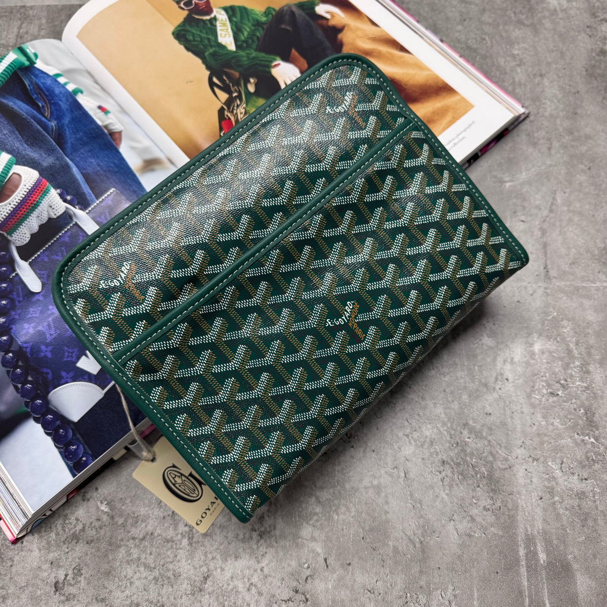(PRE ORDER) GYRD POUCH BAG - GREEN