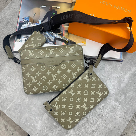 (PRE-ORDER) LVE - TRIO MESSENGER BAG - KHAKI