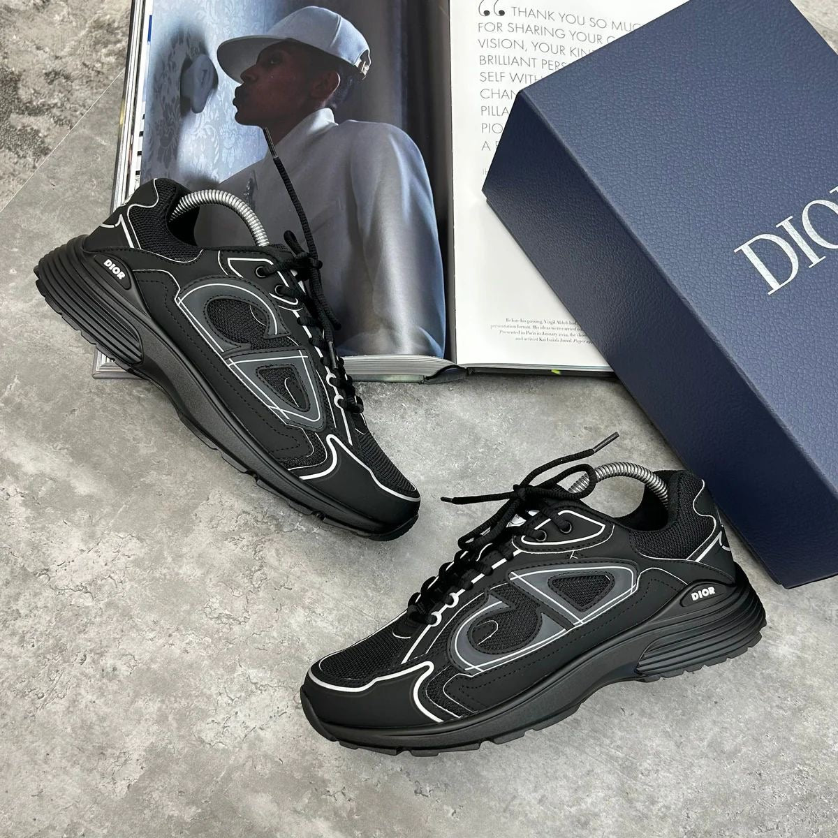 (PRE-ORDER) B30 - TRAINER - BLACK
