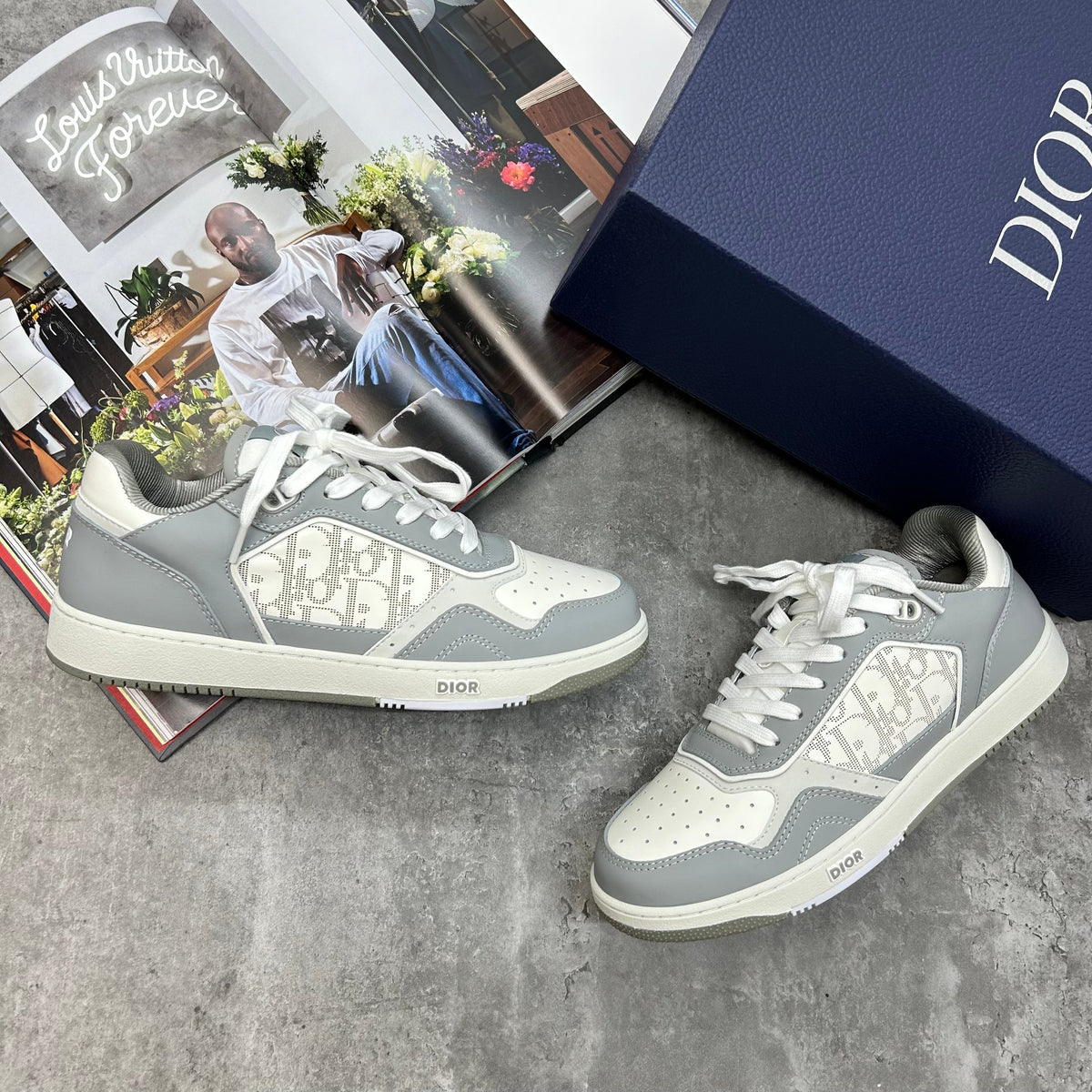 B27 - TRAINERS - GREY/WHITE (PRE-ORDER)