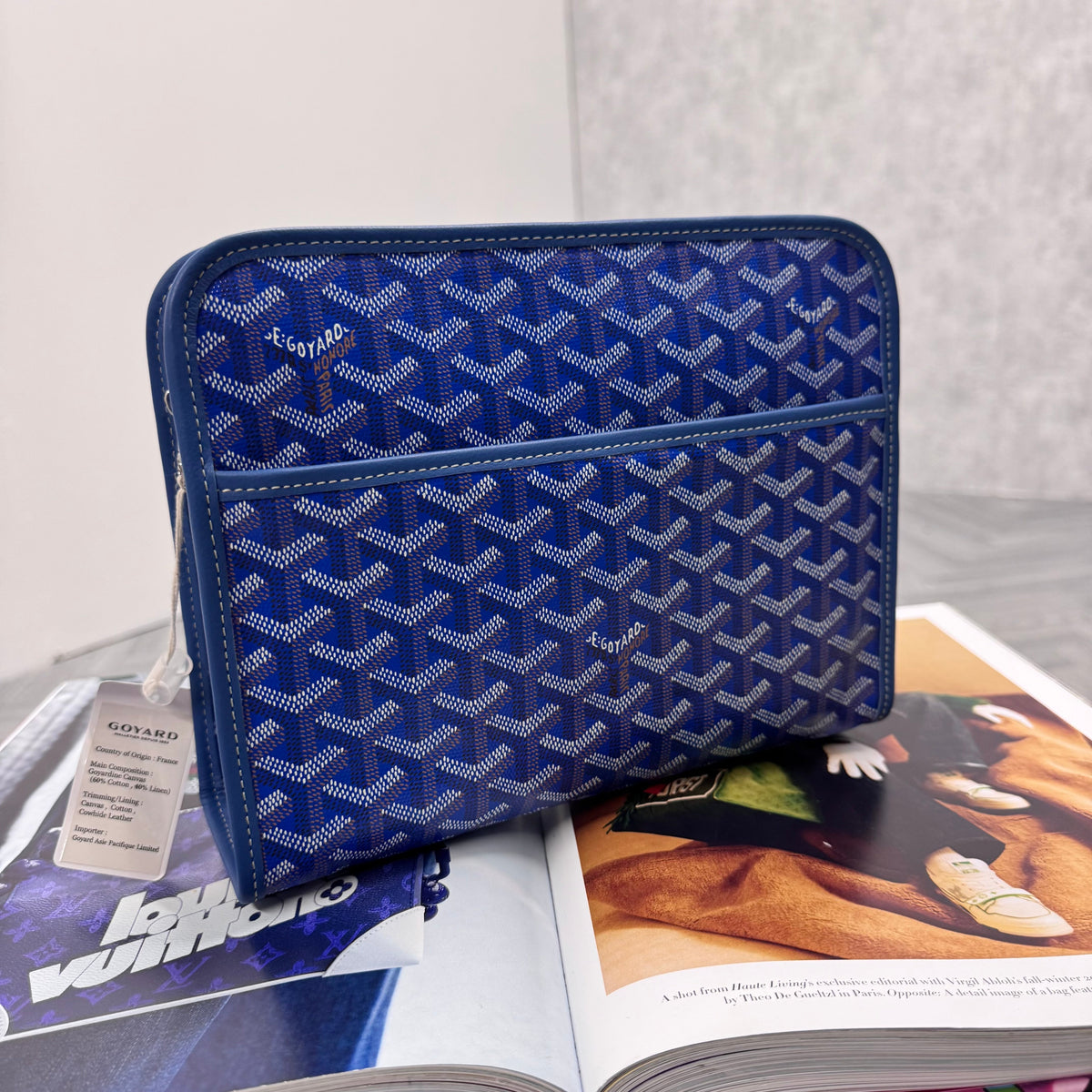 (PRE ORDER) GYRD POUCH BAG - BLUE