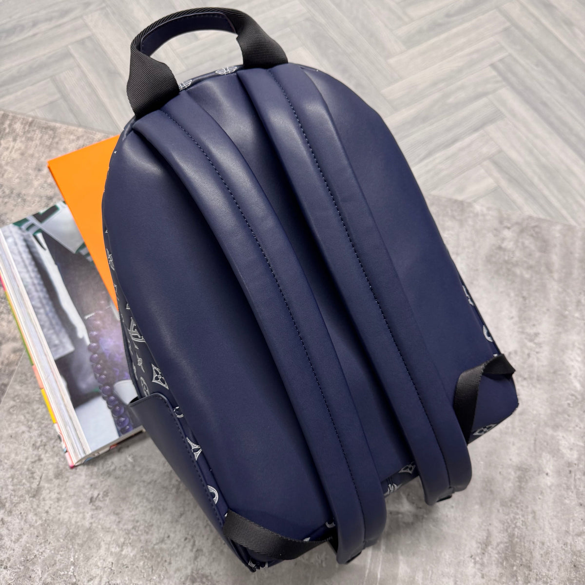 (PRE ORDER) LVE MONOGRAM BACKPACK - NAVY