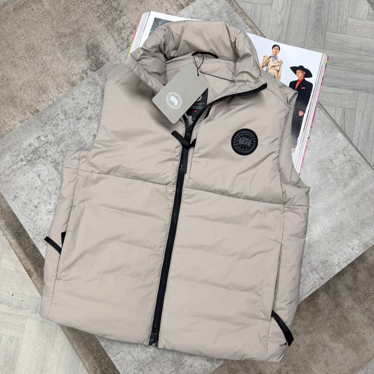CG LODGE BLACK BADGE GILET - GREY