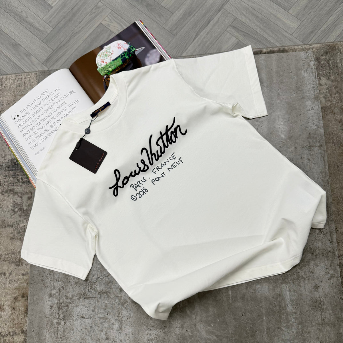 LVE T SHIRT - WHITE