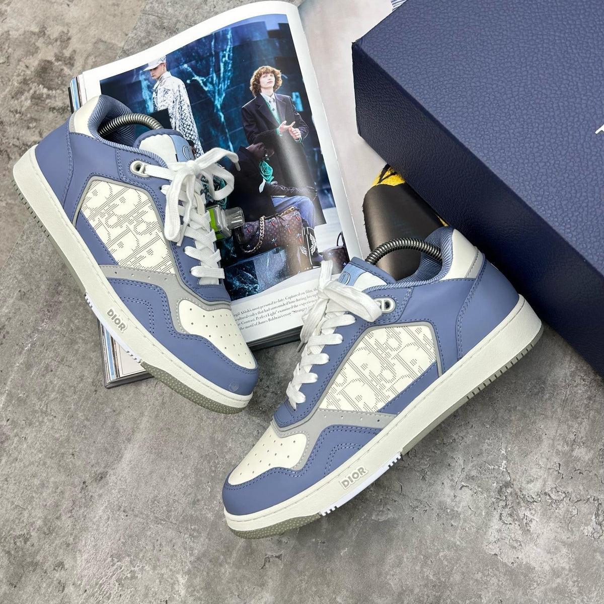 B27 - TRAINERS - LIGHT BLUE/WHITE (PRE-ORDER)