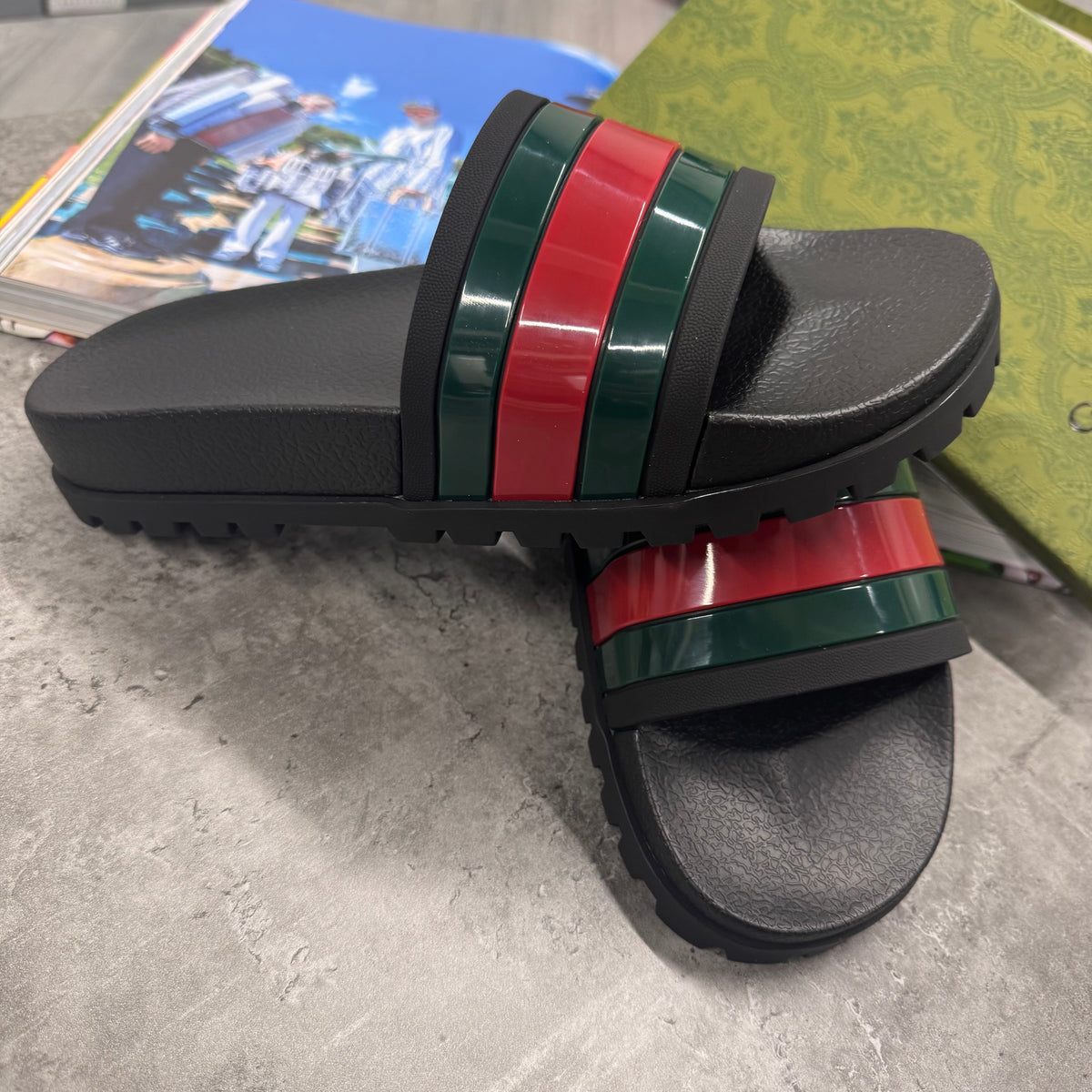 GCI SLIDES - BLACK