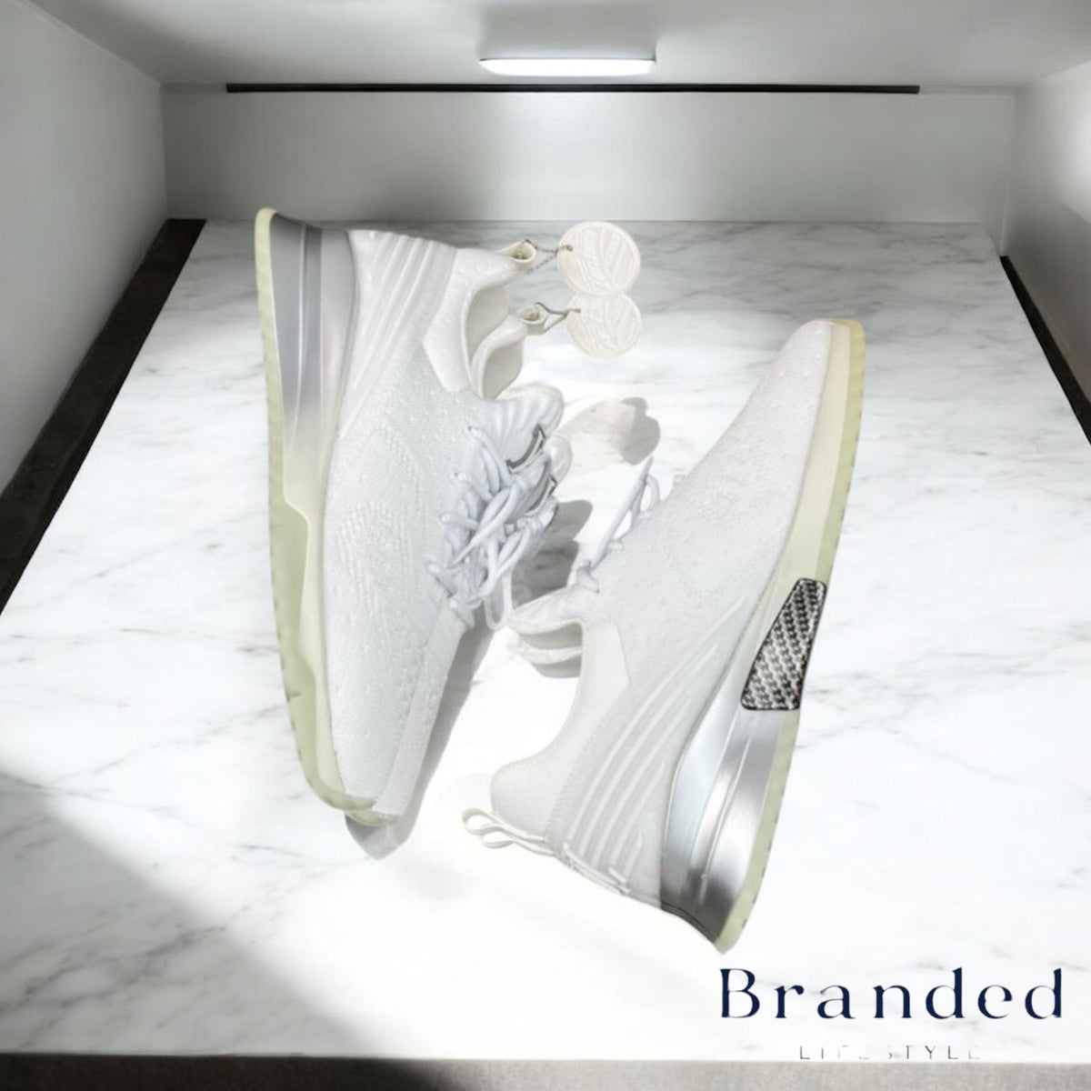 (PRE-ORDER) LVE - VNR TRAINER