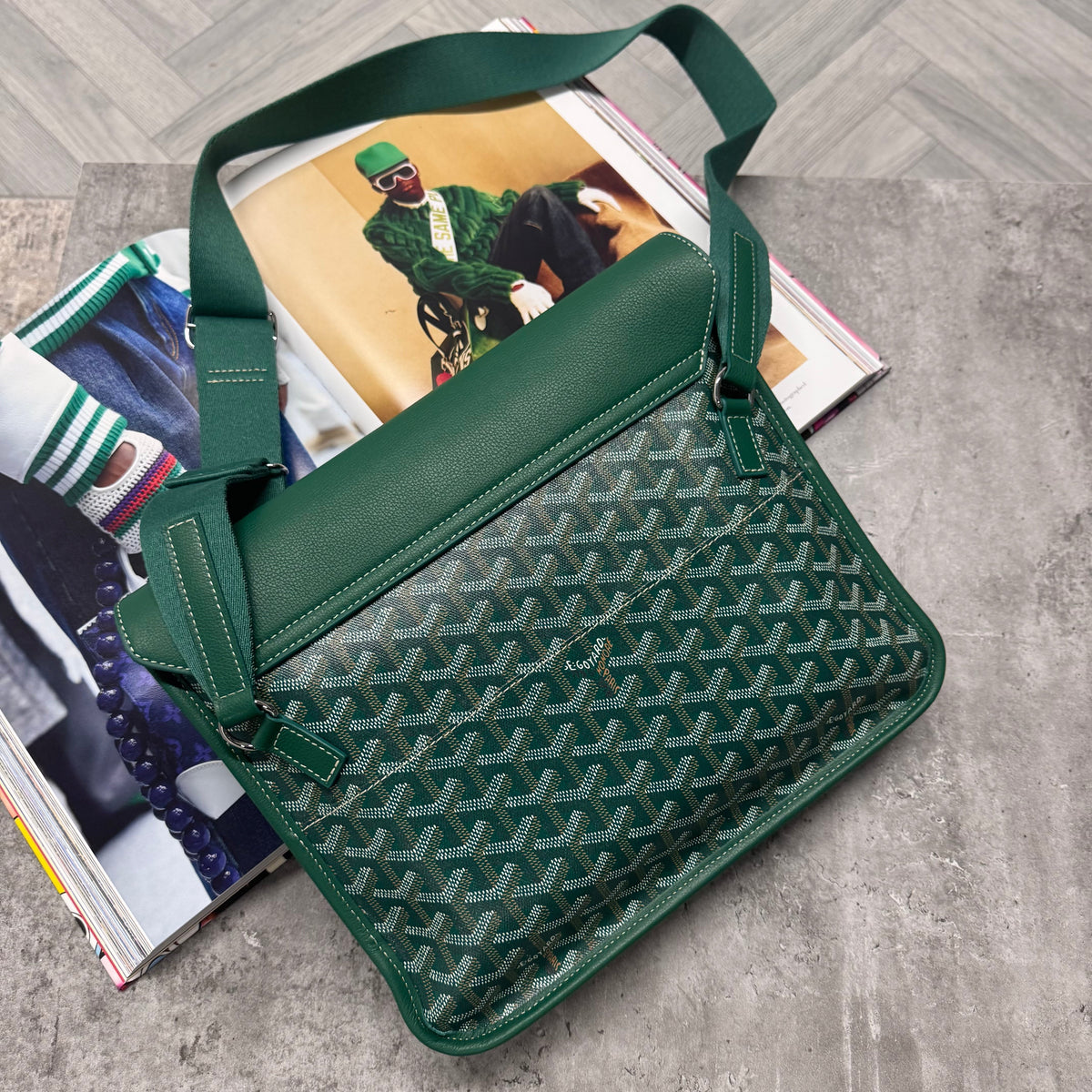 (PRE ORDER) GYRD MAN BAG - GREEN