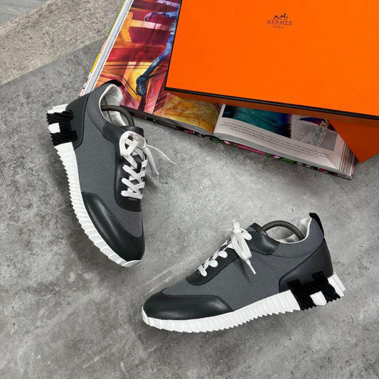 (PRE ORDER) HMES - TRAINERS - GREY/BLACK