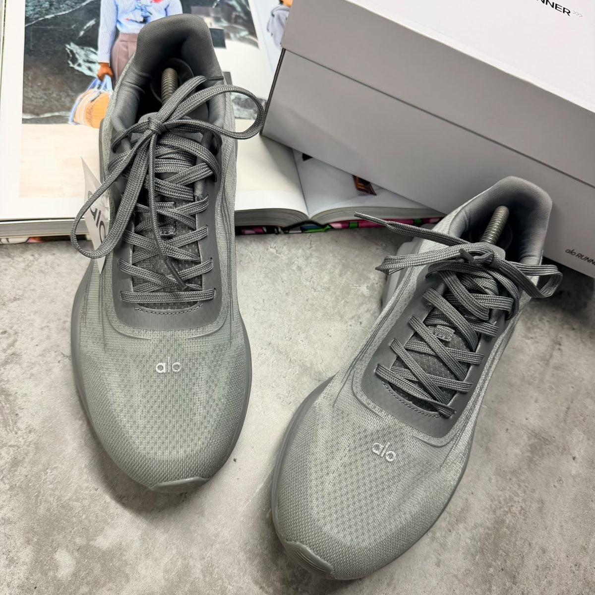 AL0 RUNNER GRAY (PRE-ORDER)