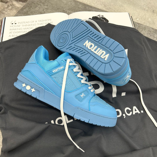 (PRE-ORDER) LVE - TRAINERS - LIGHT BLUE