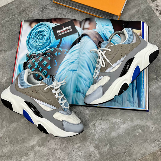 (PRE-ORDER) B22 TRAINER - BABY BLUE