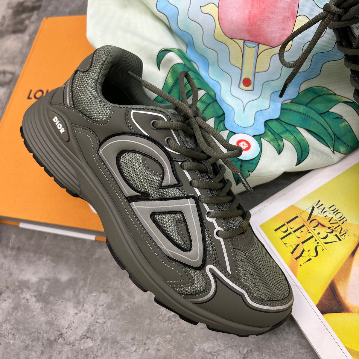 (PRE-ORDER) B30 - TRAINER - KHAKI