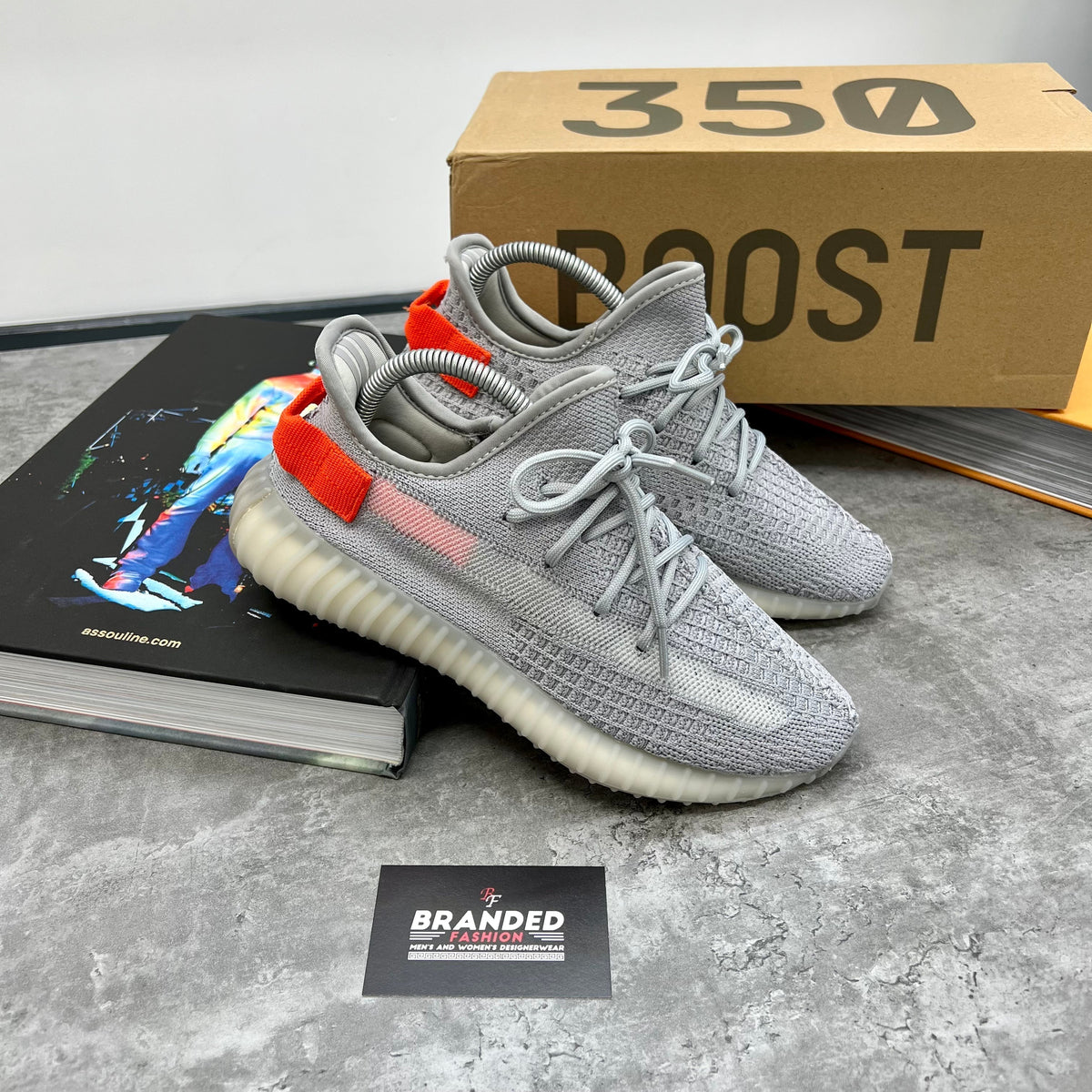 (PRE-ORDER) YZY 350 TRAINER - TAILGATE